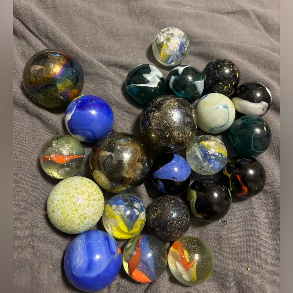 Vintage Bulk Marbles - Mixed Lot of Collectible Marbles 21 Marbles